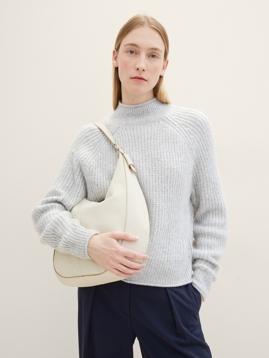 ttluise beuteltasche mit ziernähten