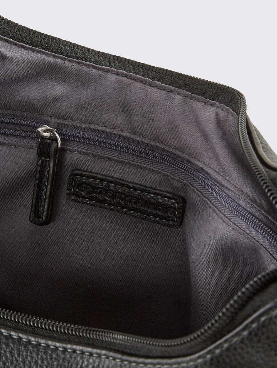 ttaspen m beuteltasche mit abnehmbarem logo-anhänger