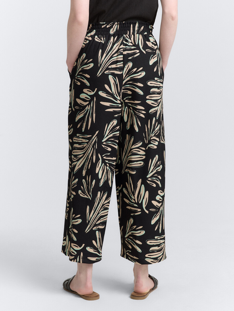 hochtaillierte culottes
