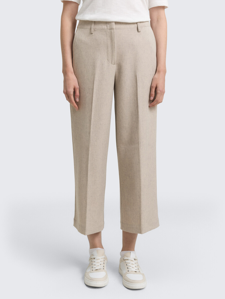 culotte-hose mit bügelfalte