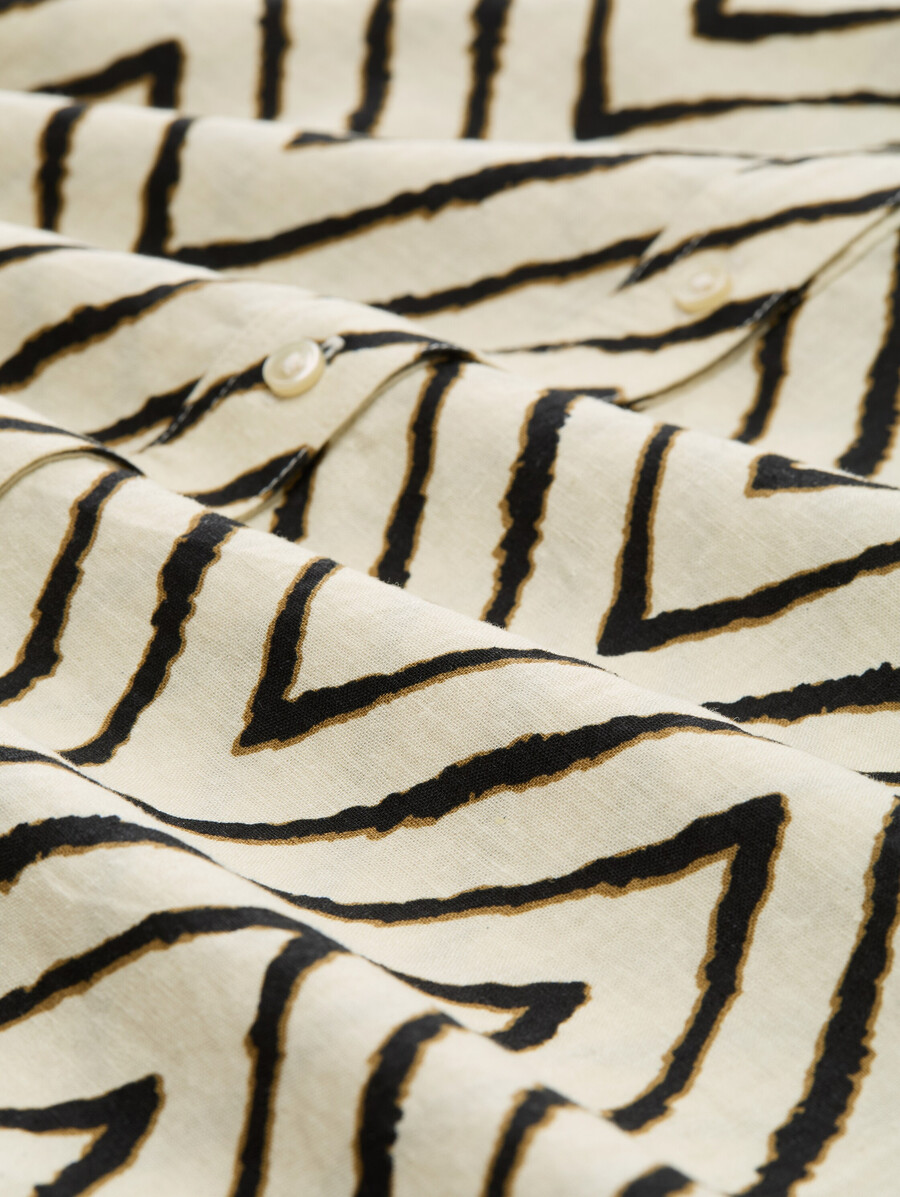 oversize-bluse aus leinen