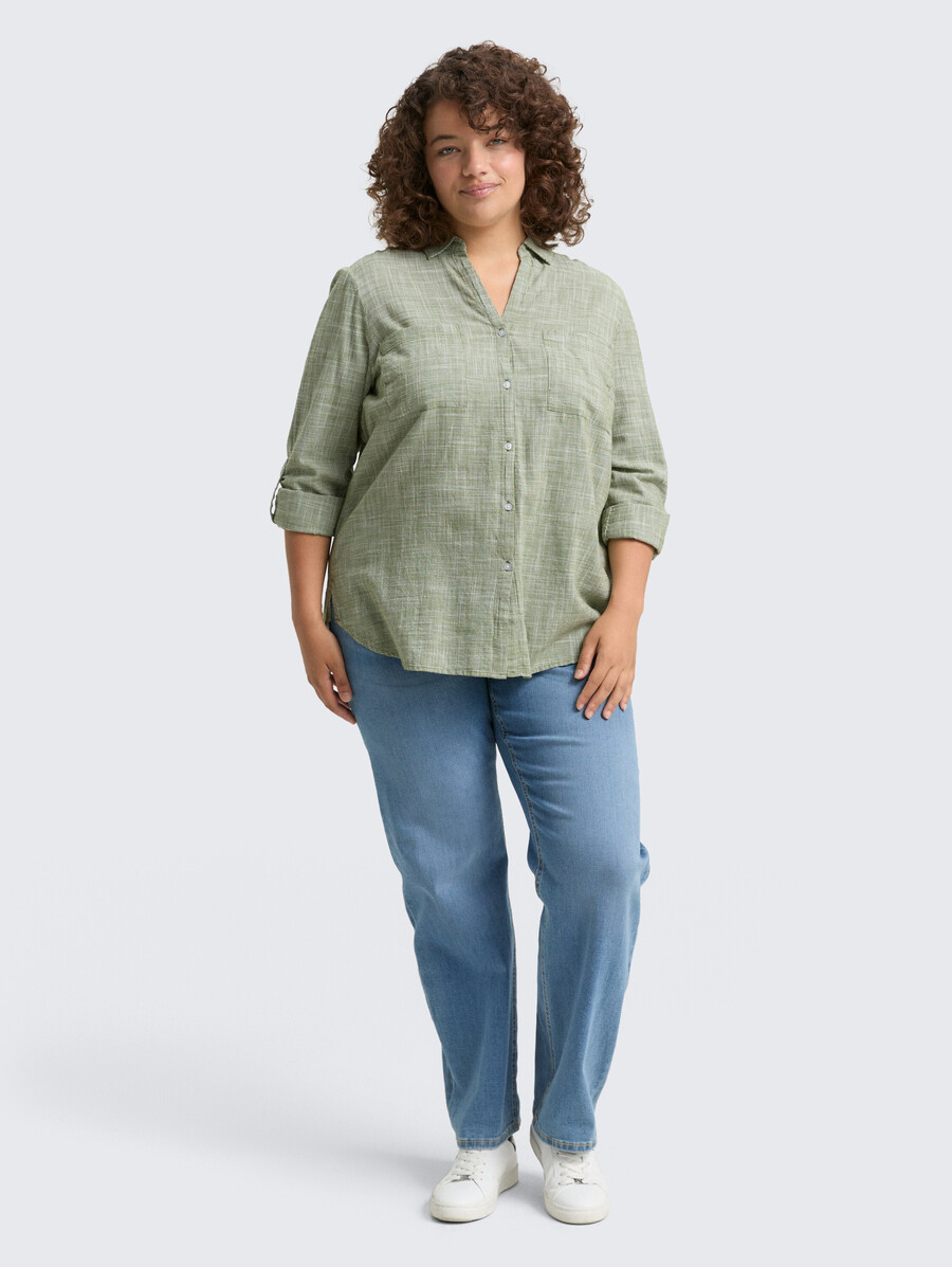 bluse in Übergröße mit brusttaschen
