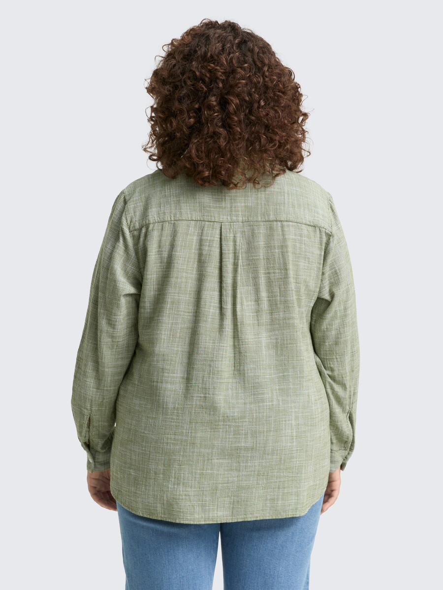 bluse in Übergröße mit brusttaschen