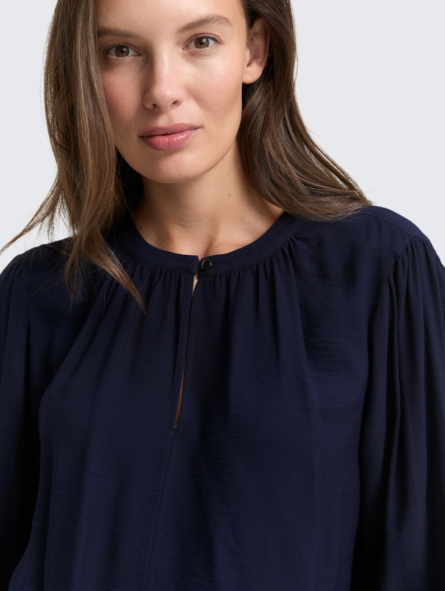 crinkle-bluse mit rüschen
