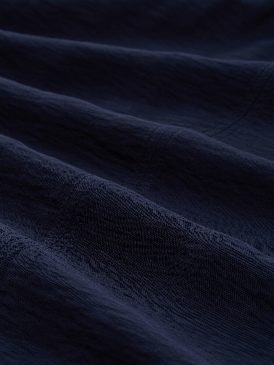 crinkle-bluse mit rüschen