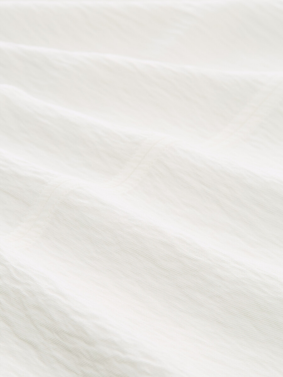 crinkle-bluse mit rüschen