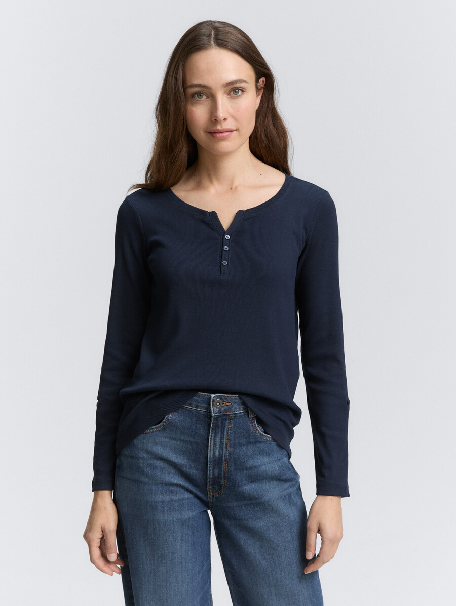 langärmeliges hemd mit umschlagfunktion