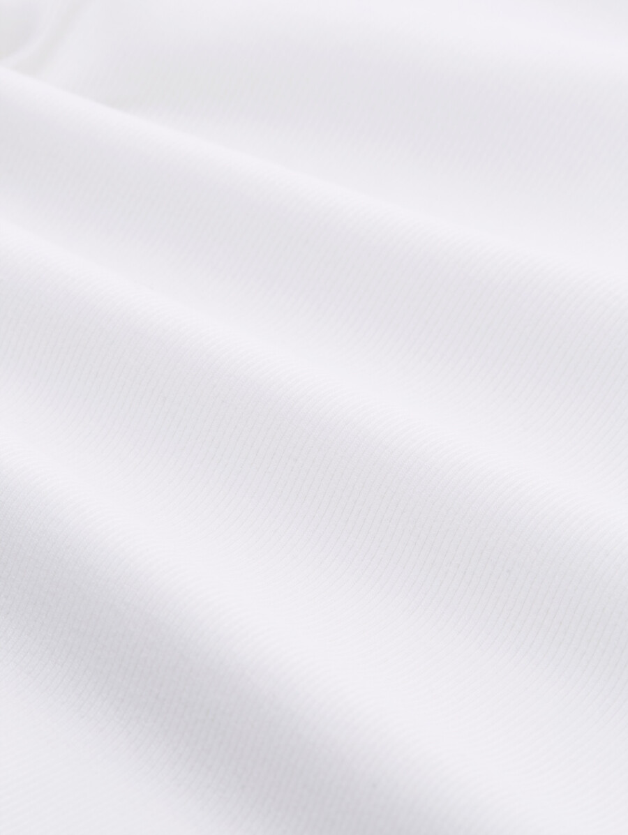 schmal geschnittenes langarmhemd mit rippstrickstruktur
