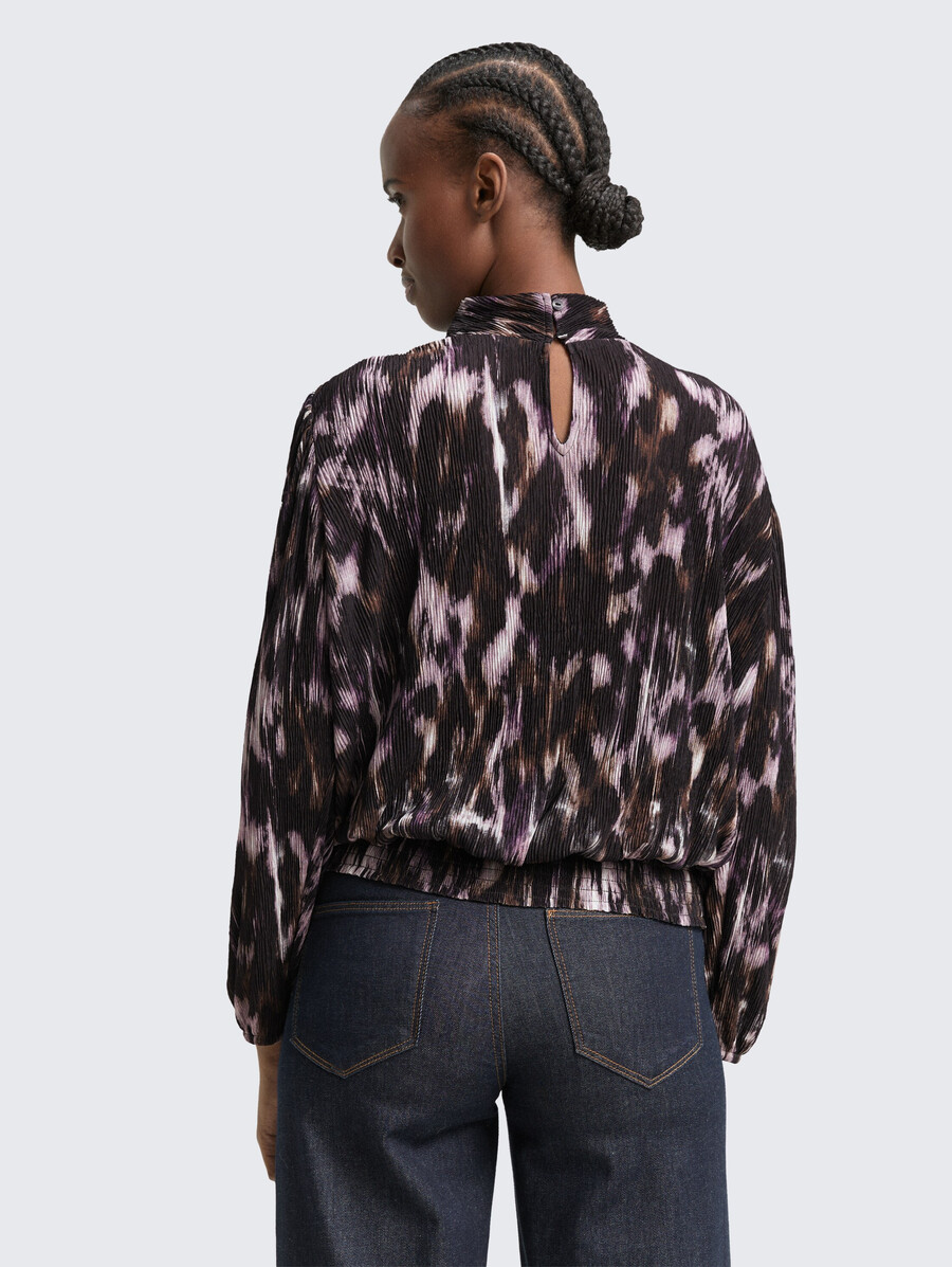 locker geschnittene bluse mit muster