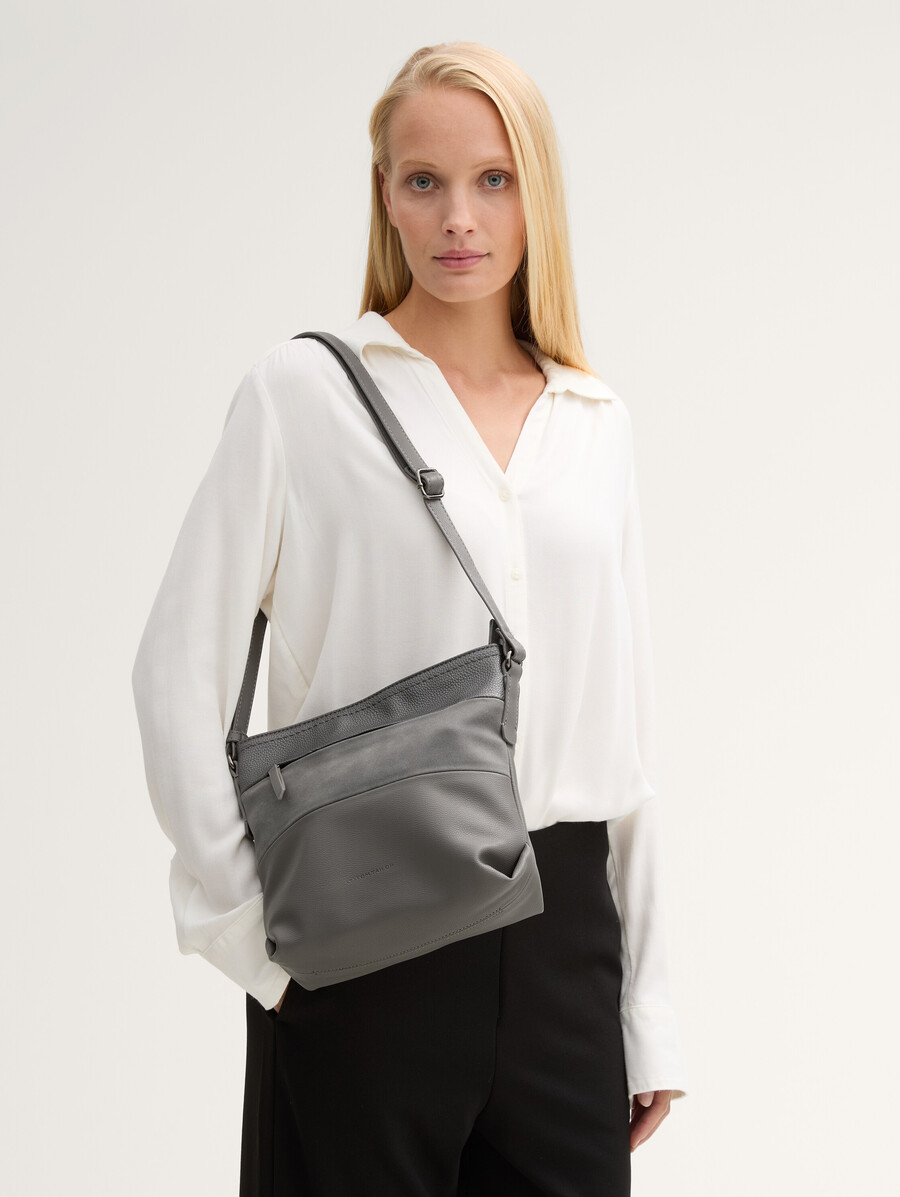 ttnicolina m schultertasche aus materialmix