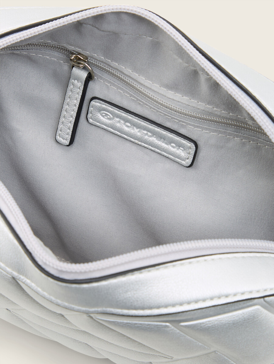 ttamela schultertasche mit gesteppten details
