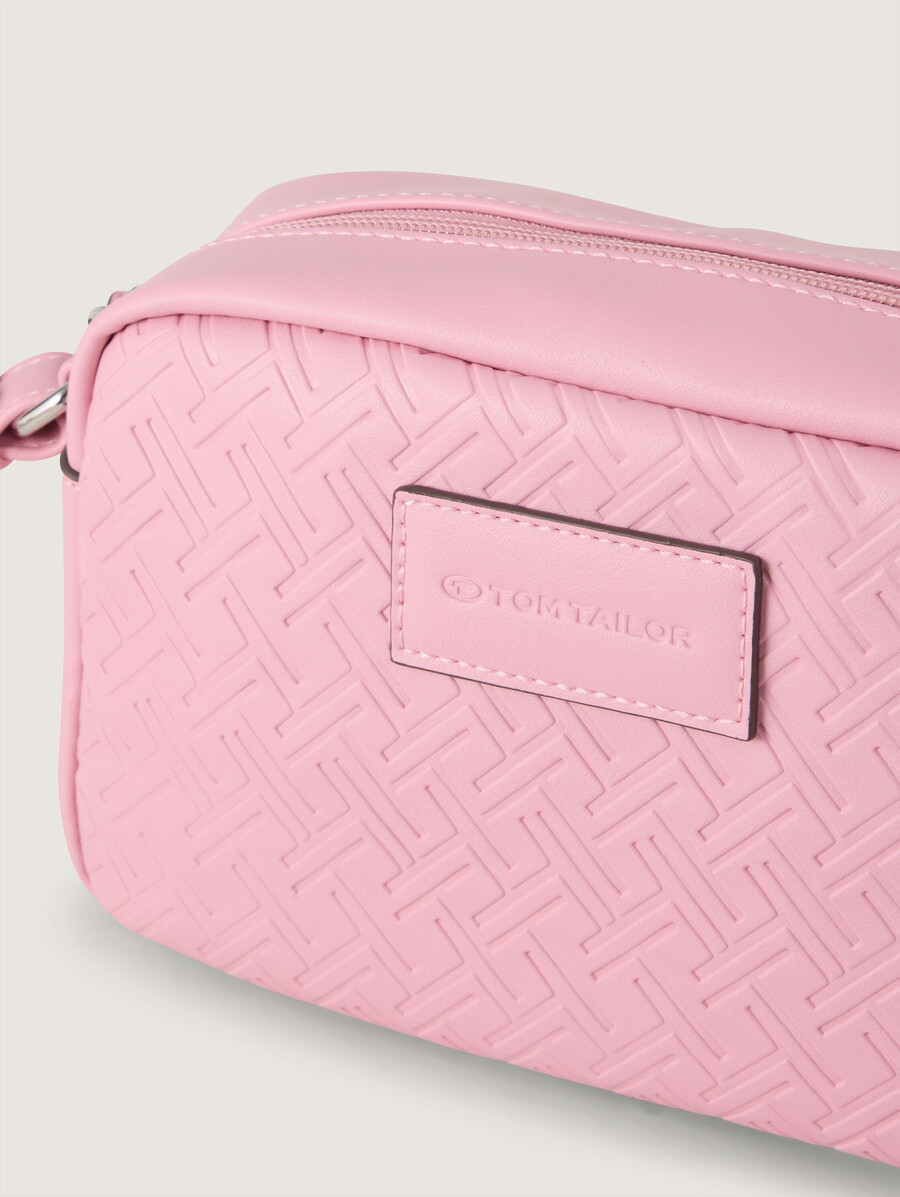 ttmirenda schultertasche mit geprägtem logo