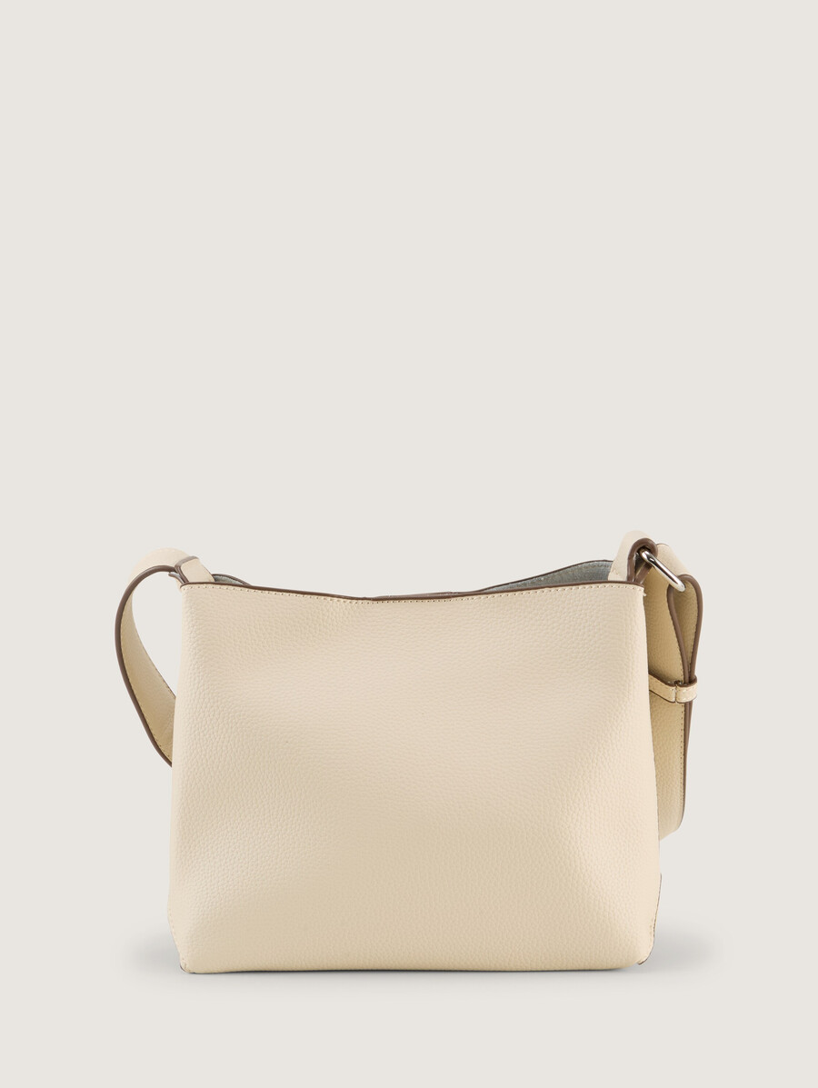 ttangie m schultertasche mit kleinem geprägtem logo
