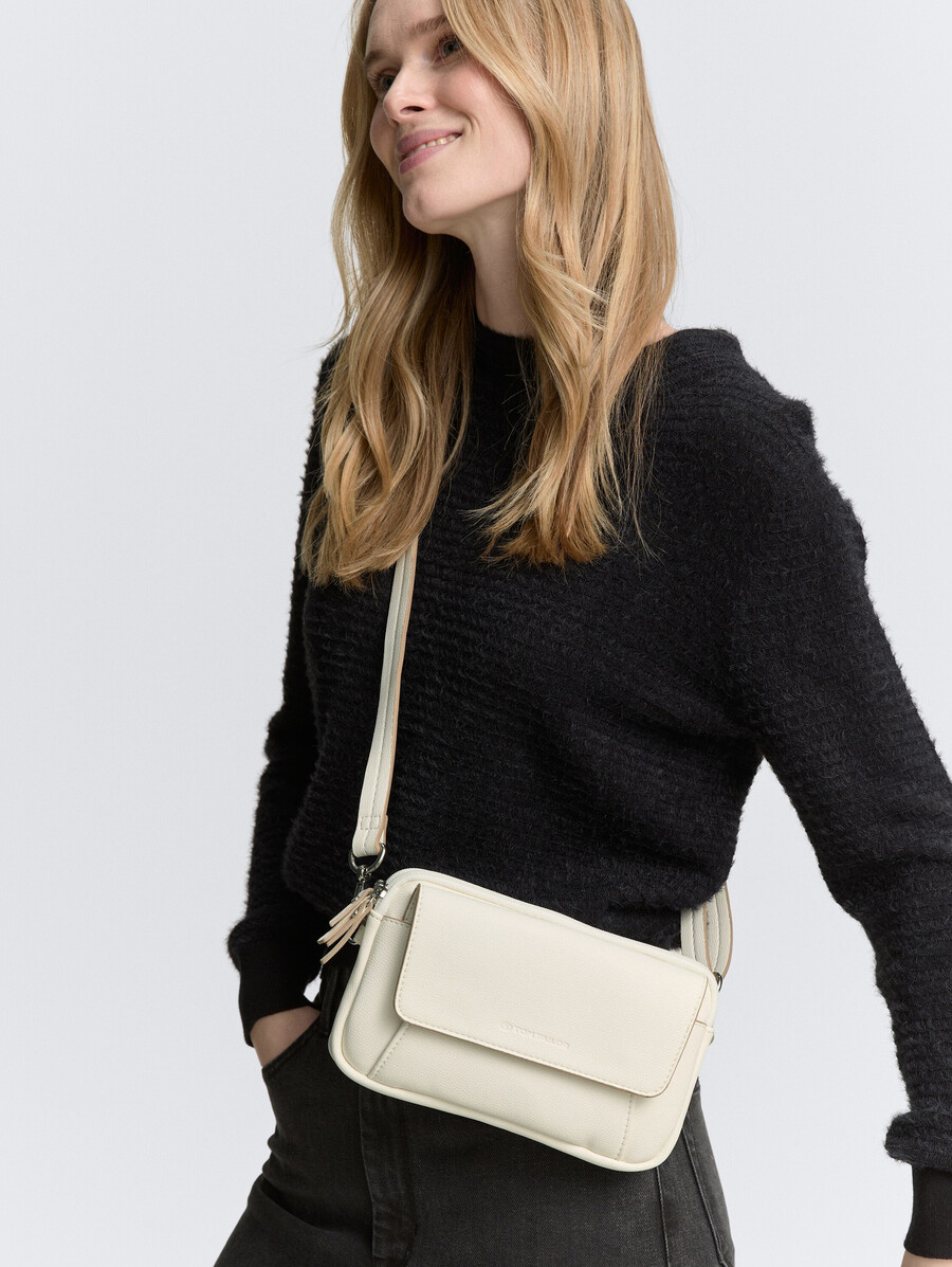 tttilly s schultertasche mit klappe