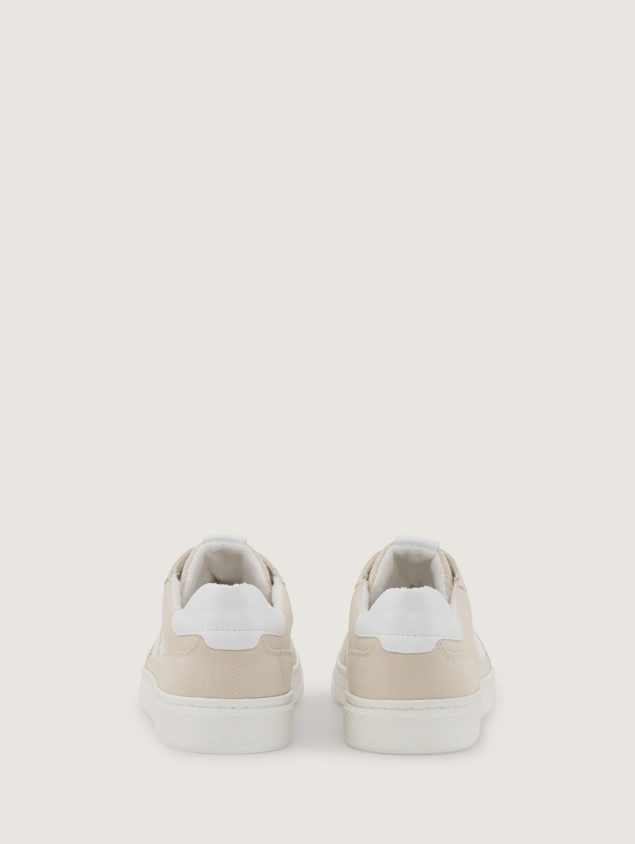 sneaker mit farbblockierung