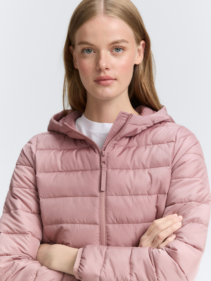leichte steppjacke mit kapuze