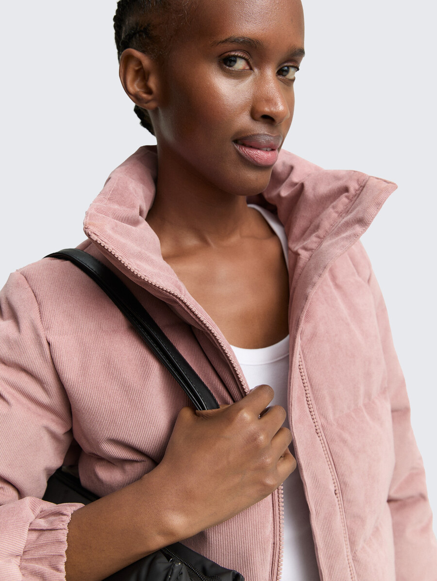 cord-steppjacke mit stehkragen