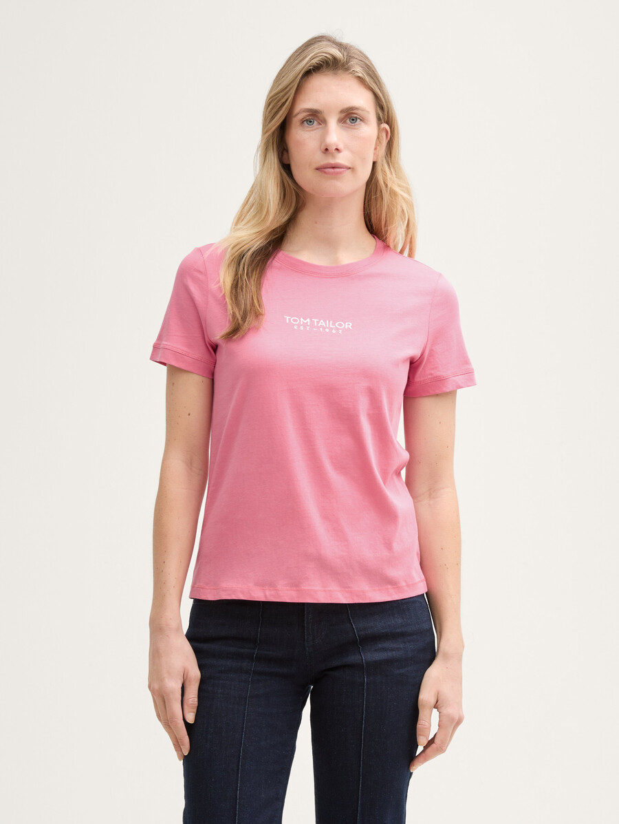 t-shirt mit logostickerei