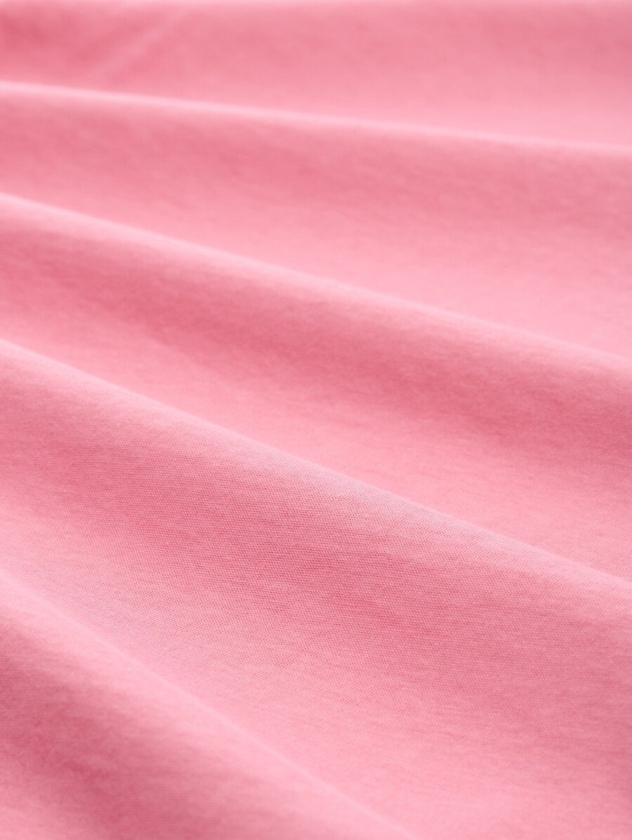 t-shirt mit logostickerei