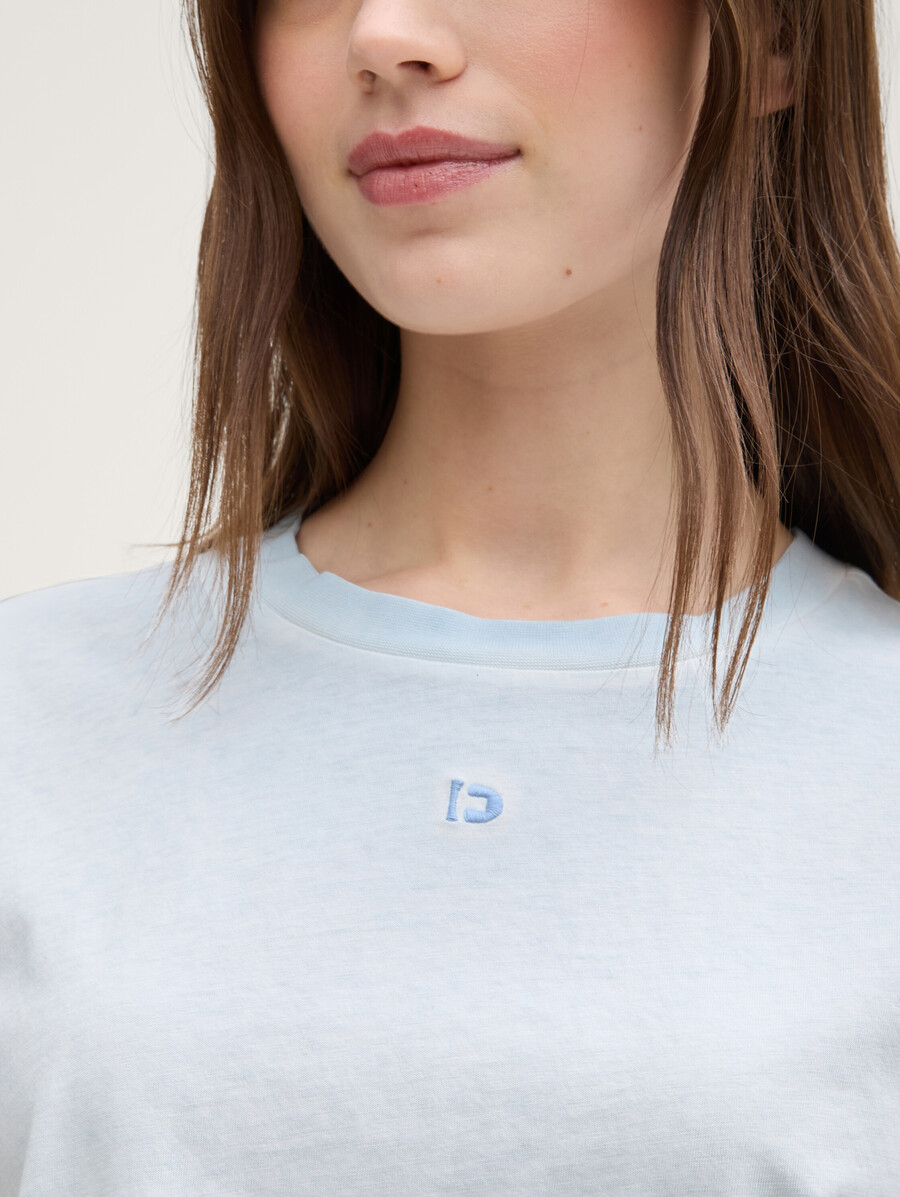 kastenförmig geschnittenes t-shirt
