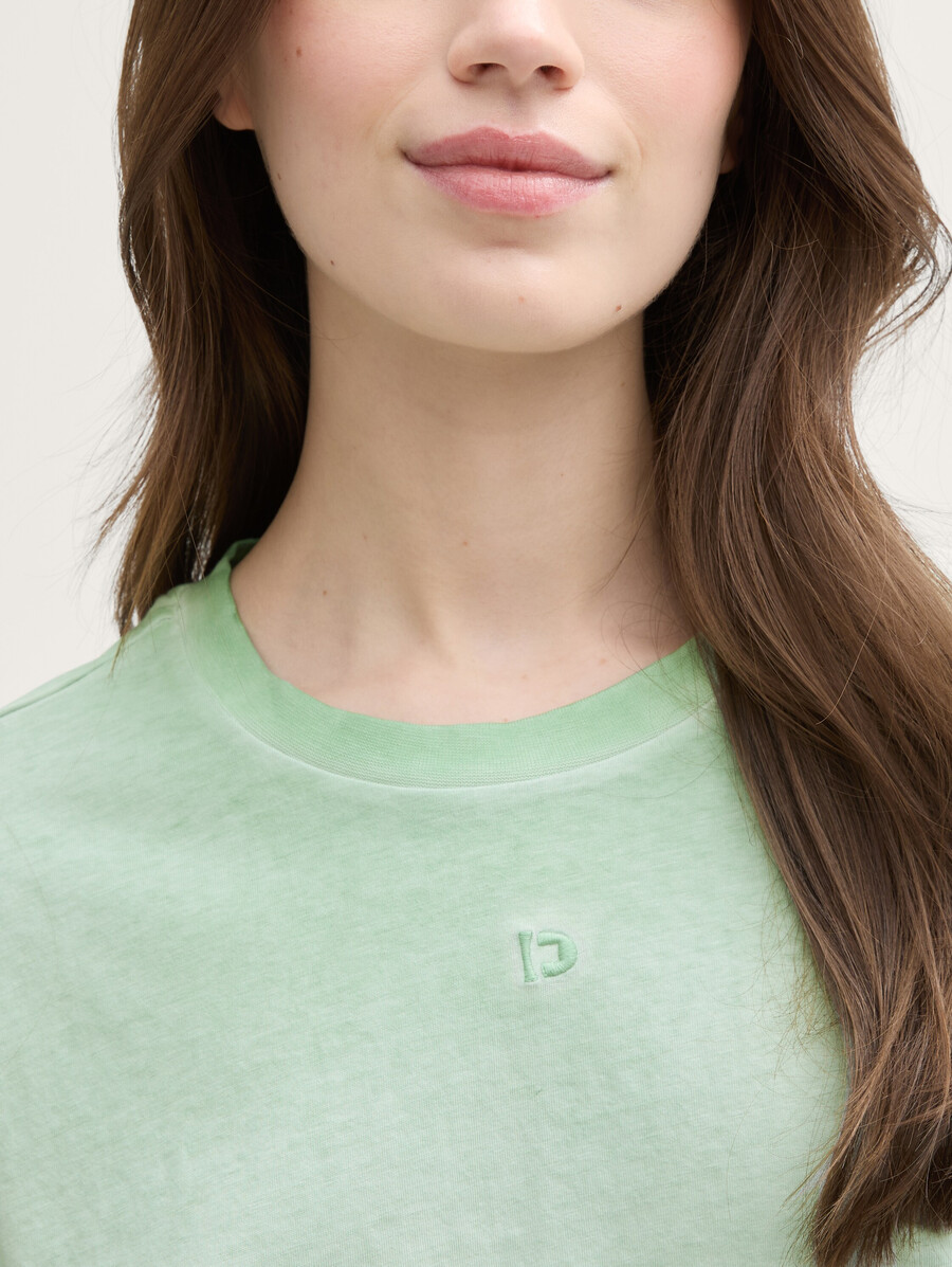 kastenförmig geschnittenes t-shirt