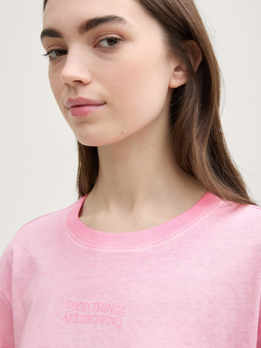 Übergroßes t-shirt mit aufdruck