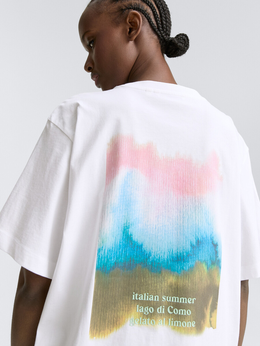 Übergroßes t-shirt mit aufdruck