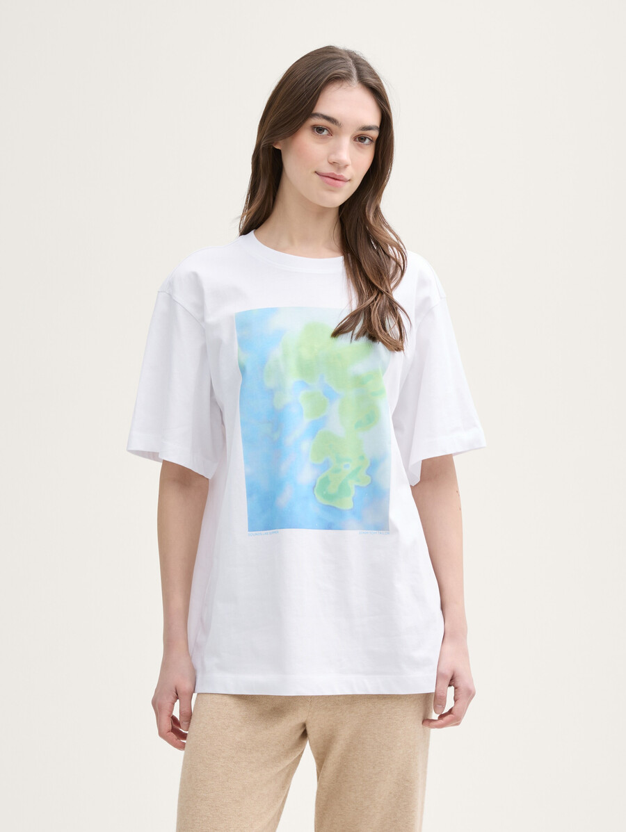 Übergroßes t-shirt mit aufdruck