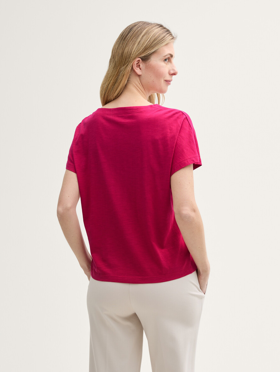 t-shirt mit falten