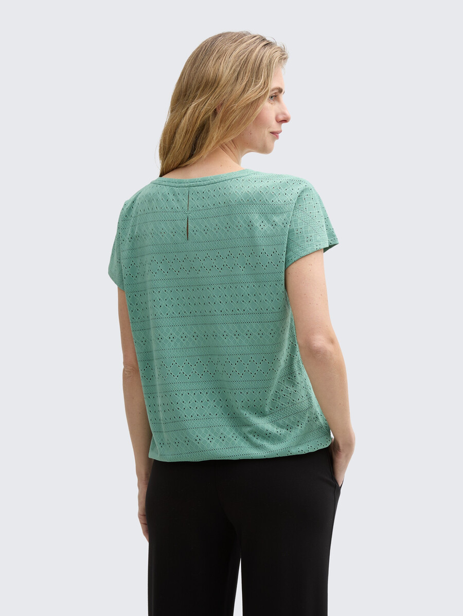 locker sitzendes ajour-t-shirt