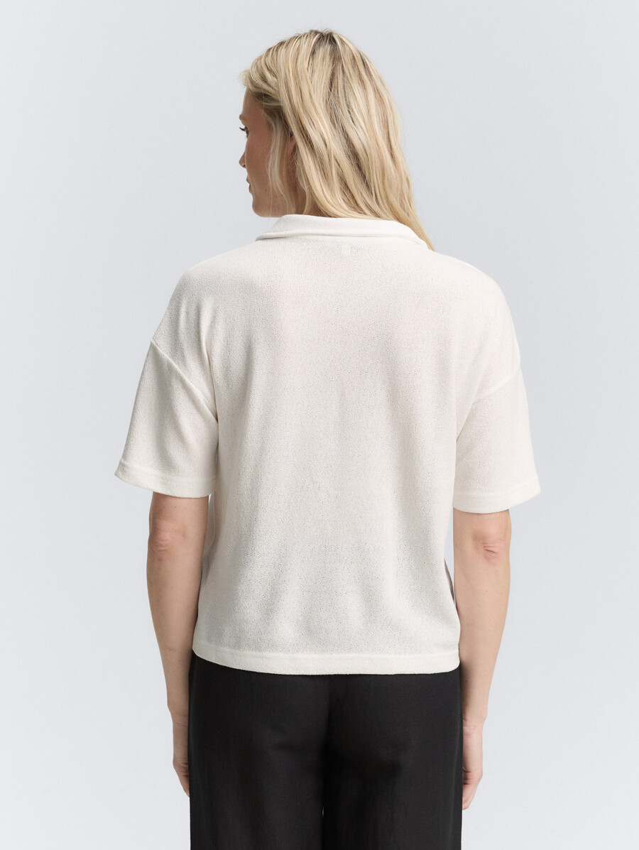 t-shirt mit polokragen