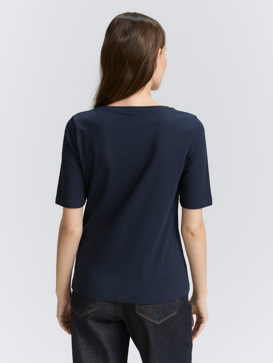 t-shirt mit aufdruck