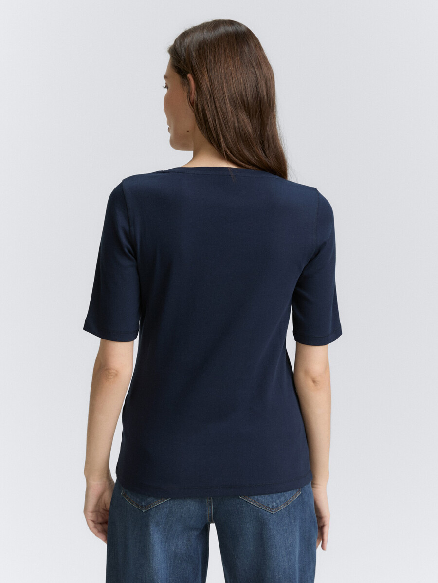 einfaches t-shirt
