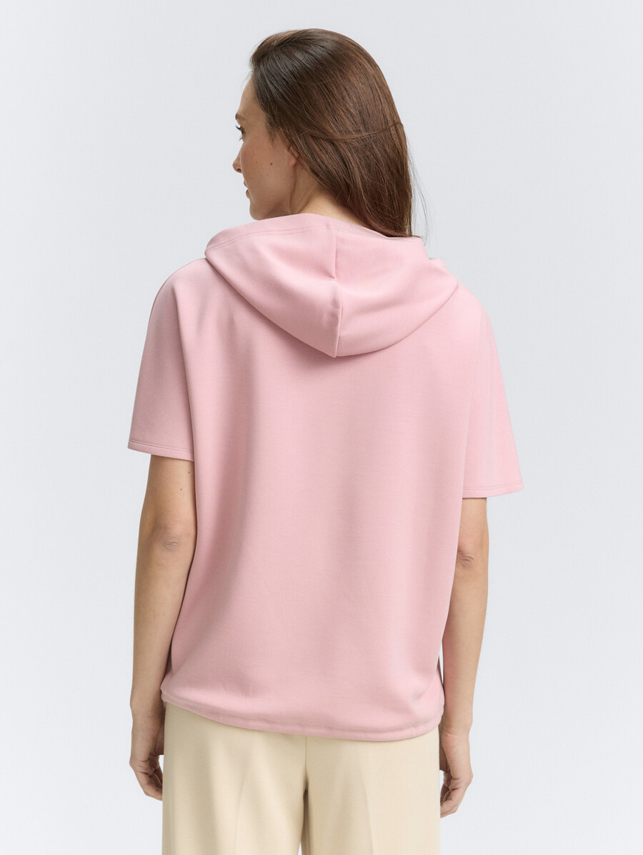 t-shirt mit kapuze