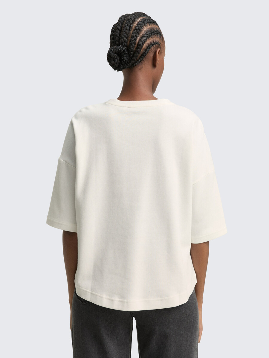 kastenförmig geschnittenes t-shirt