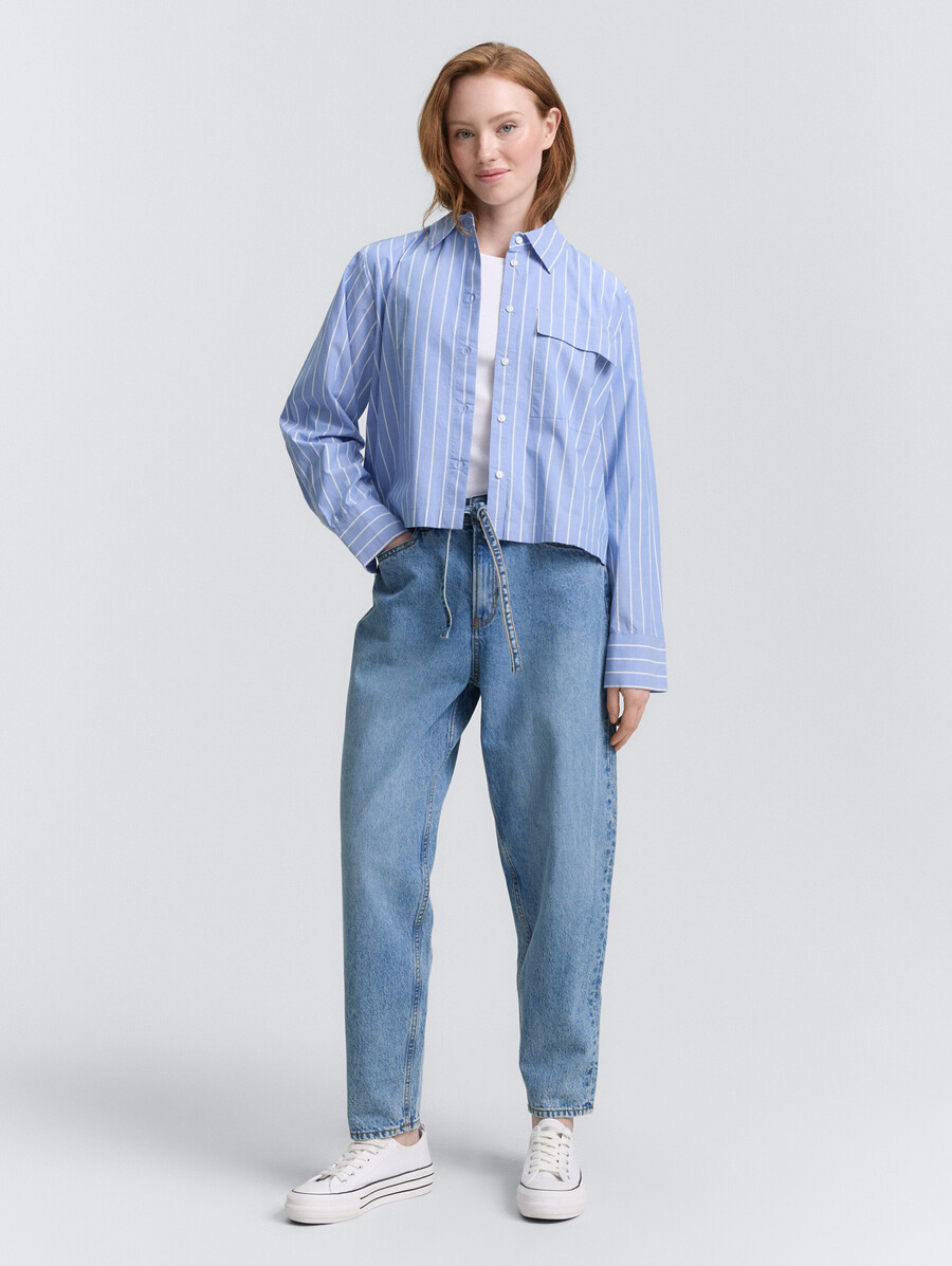 ttadea barrel jeans mit gürtel