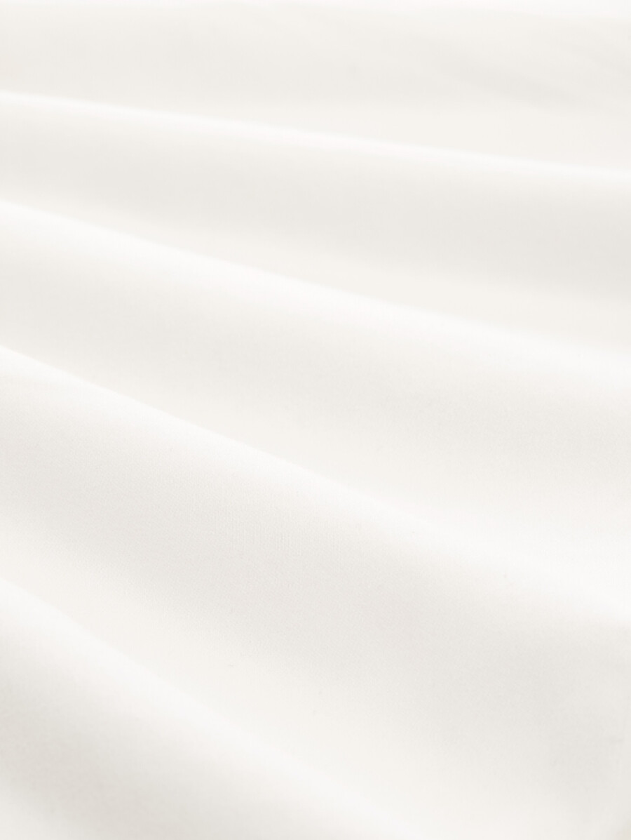 schmal zulaufende locker sitzende hose
