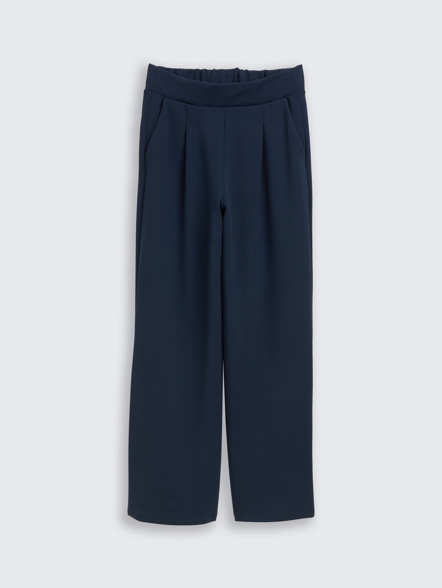 weit geschnittene hose