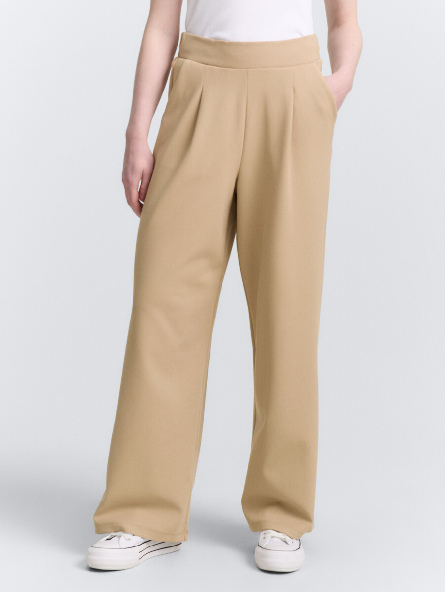weit geschnittene hose