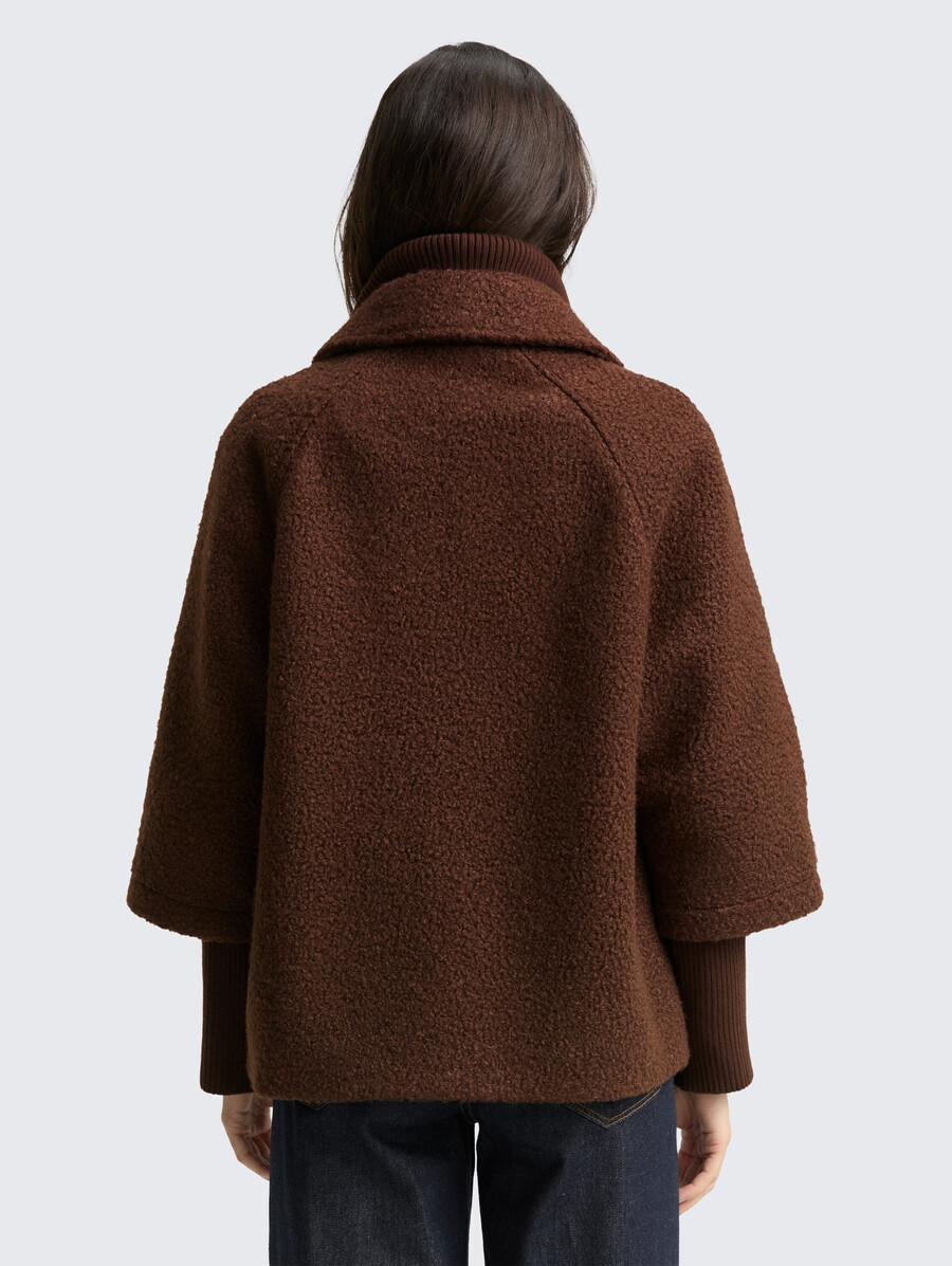 bouclé-cape-jacke im 2-in-1-look