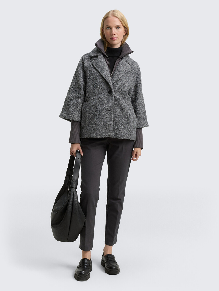 bouclé-cape-jacke im 2-in-1-look