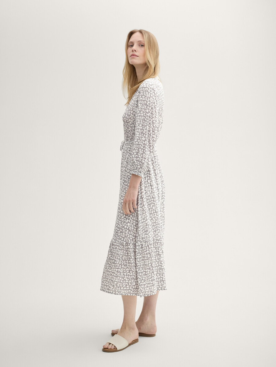 gemustertes maxikleid mit lenzing ecovero