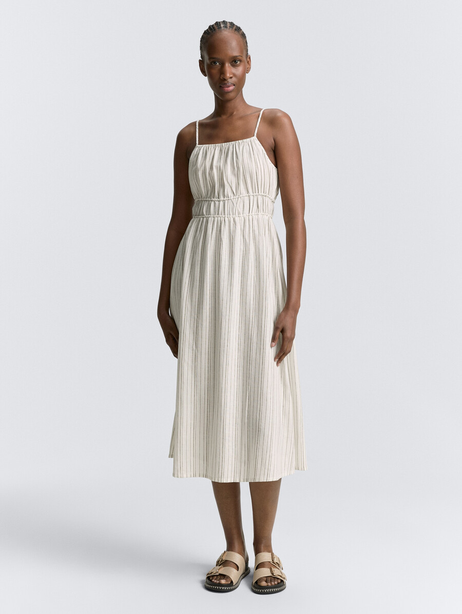 midi-trägerkleid aus leinen