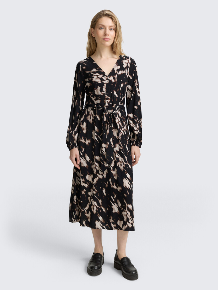 wickelkleid mit muster
