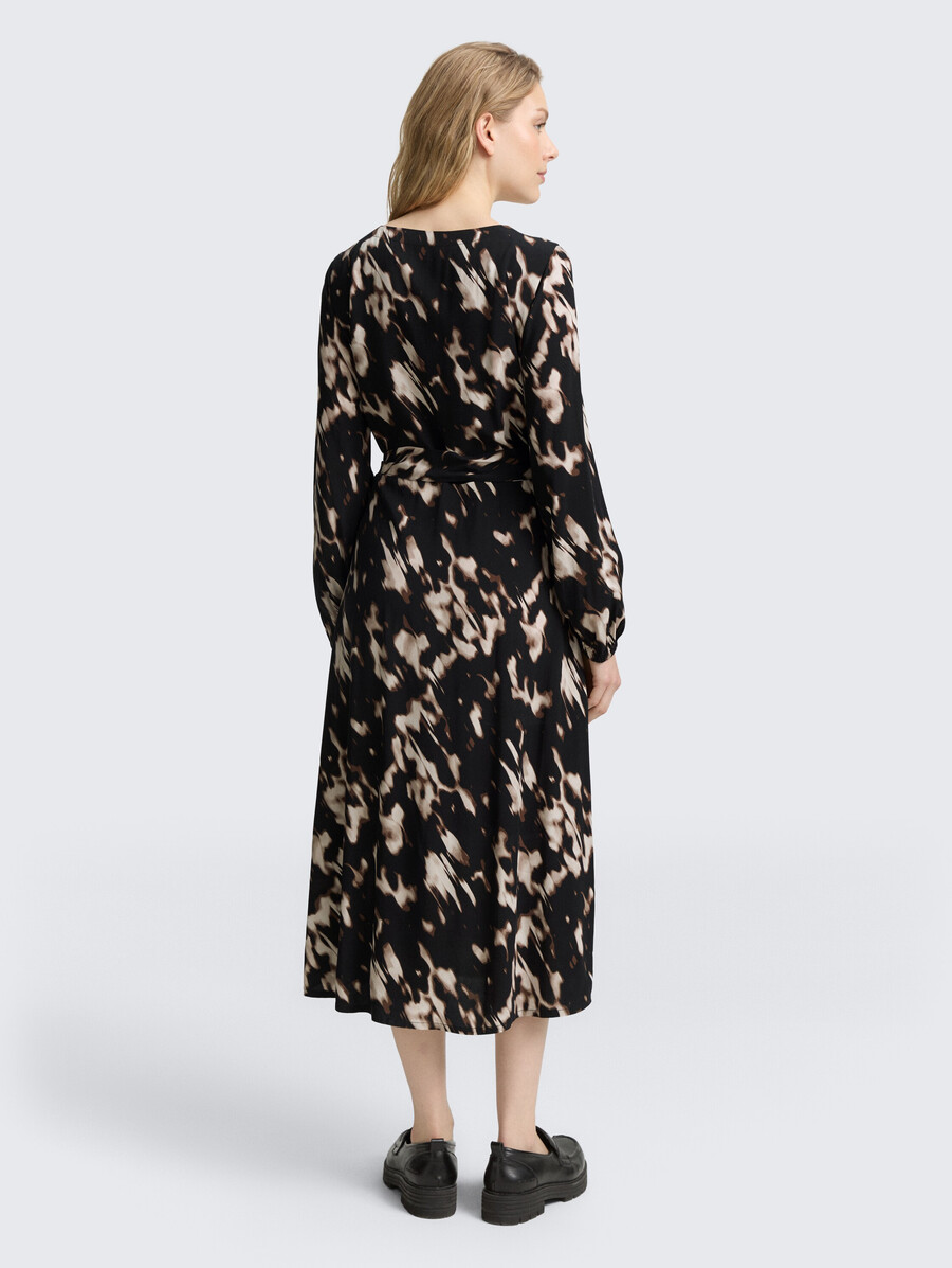wickelkleid mit muster