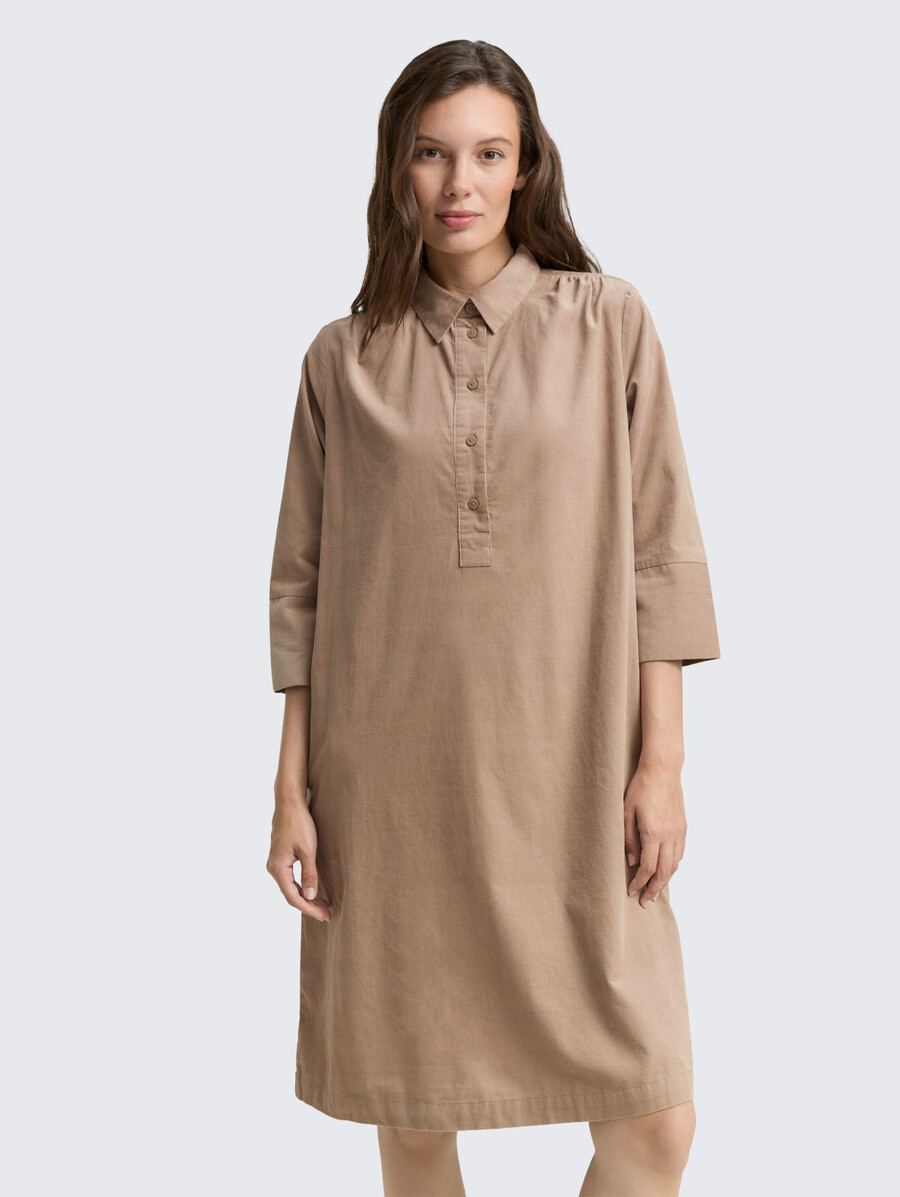 cordkleid mit kragen