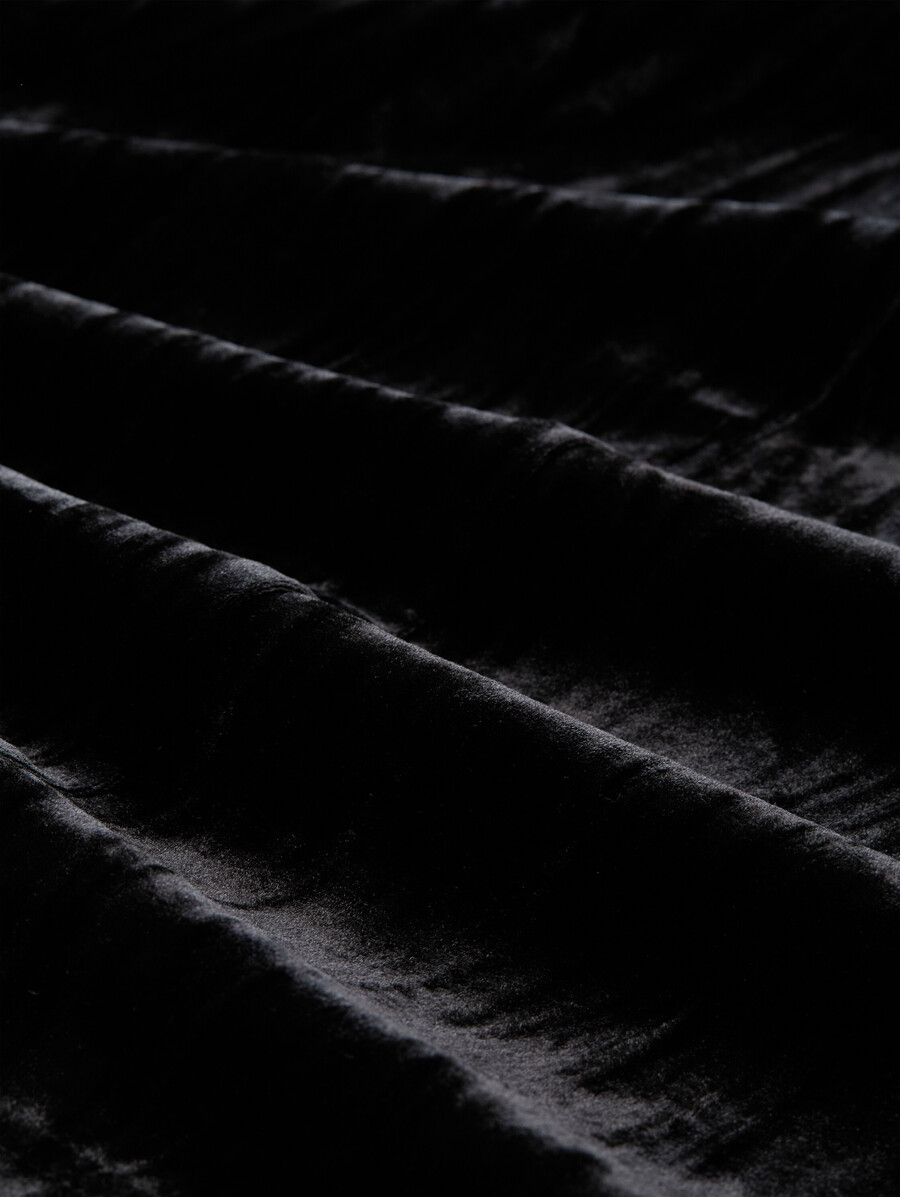 mini-samtkleid mit schleifendetail