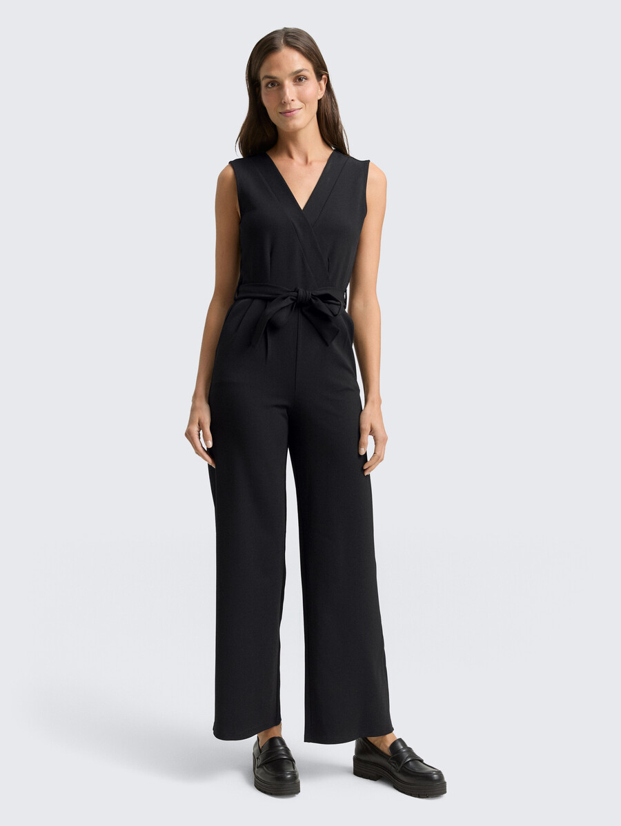 jumpsuit mit bindegürtel