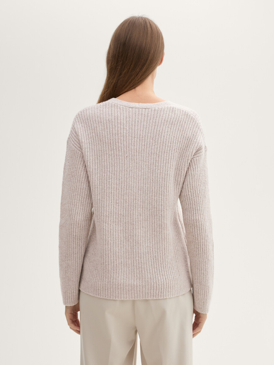 strickpullover mit v-ausschnitt