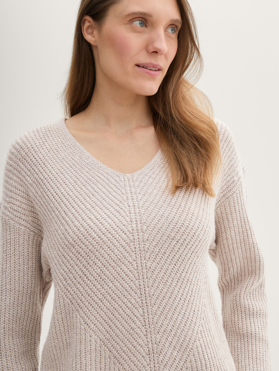 strickpullover mit v-ausschnitt